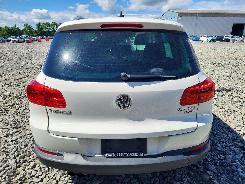 Photo 6 from auction – 2013 VOLKSWAGEN TIGUAN with VIN WVGBV3AX5DW597183
