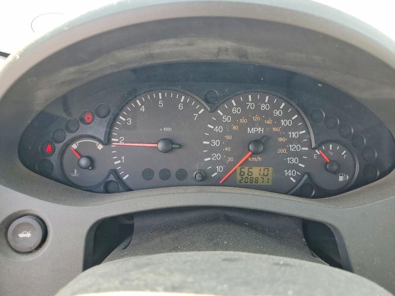 Photo 9 from auction – 2005 FORD FOCUS with VIN 1FAFP36N25W137025