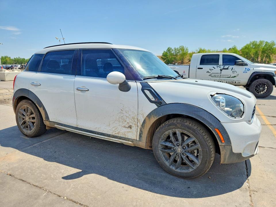 Photo 4 from auction – 2016 MINI COOPER with VIN WMWZC5C50GWT38571