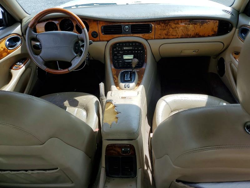 Photo 8 from auction – 1998 JAGUAR XJ8 with VIN SAJHX624XWC847425