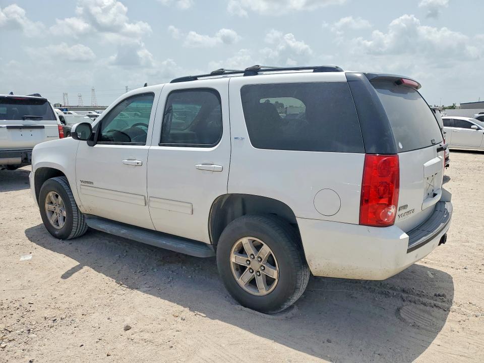 Photo 2 from auction – 2012 GMC YUKON with VIN 1GKS2CE00CR275062