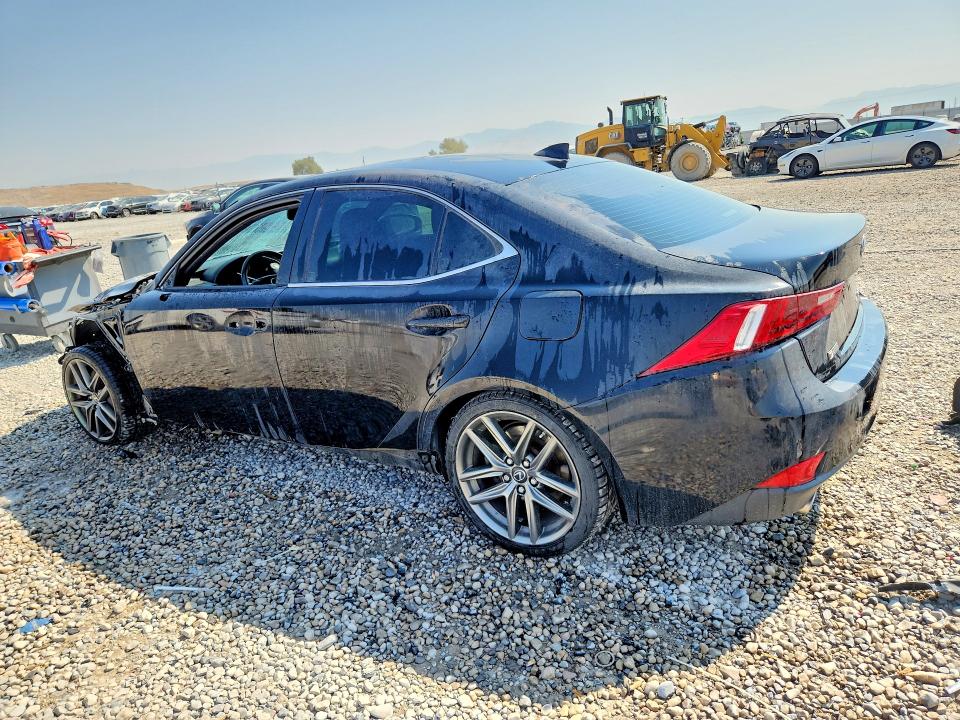Photo 2 from auction – 2016 LEXUS IS with VIN JTHCM1D23G5008270