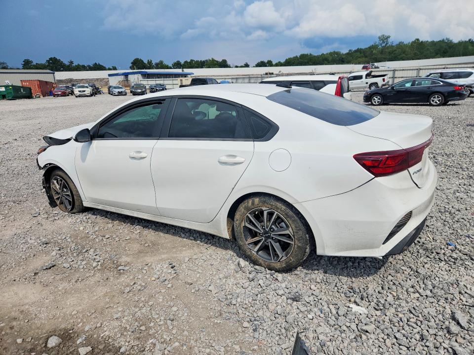 Photo 2 from auction – 2023 KIA FORTE with VIN 3KPF24AD4PE694593