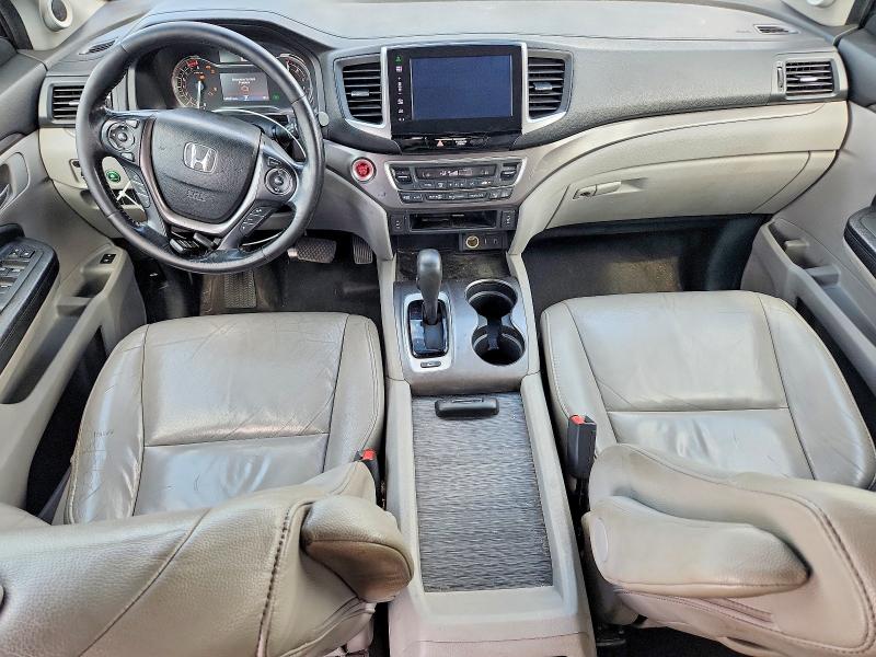 Photo 8 from auction – 2016 HONDA PILOT with VIN 5FNYF6H5XGB076003