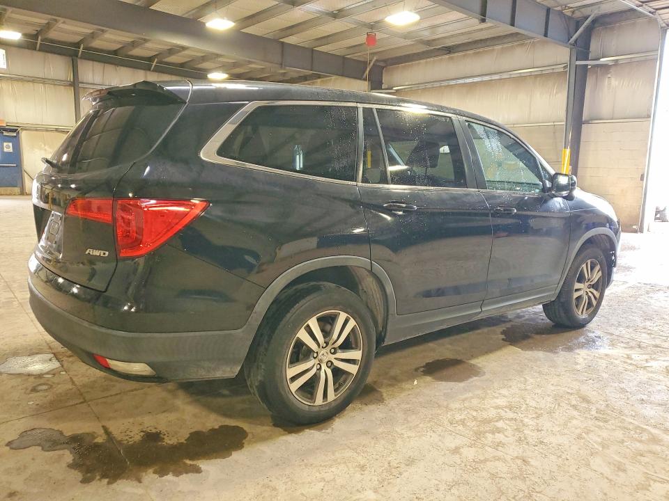 Photo 3 from auction – 2018 HONDA PILOT with VIN 5FNYF6H52JB015056