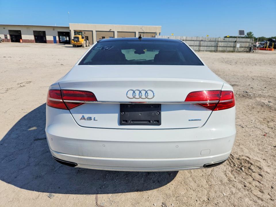Foto 6 de la subasta – 2017 AUDI A8 con VIN WAU44AFDXHN018068