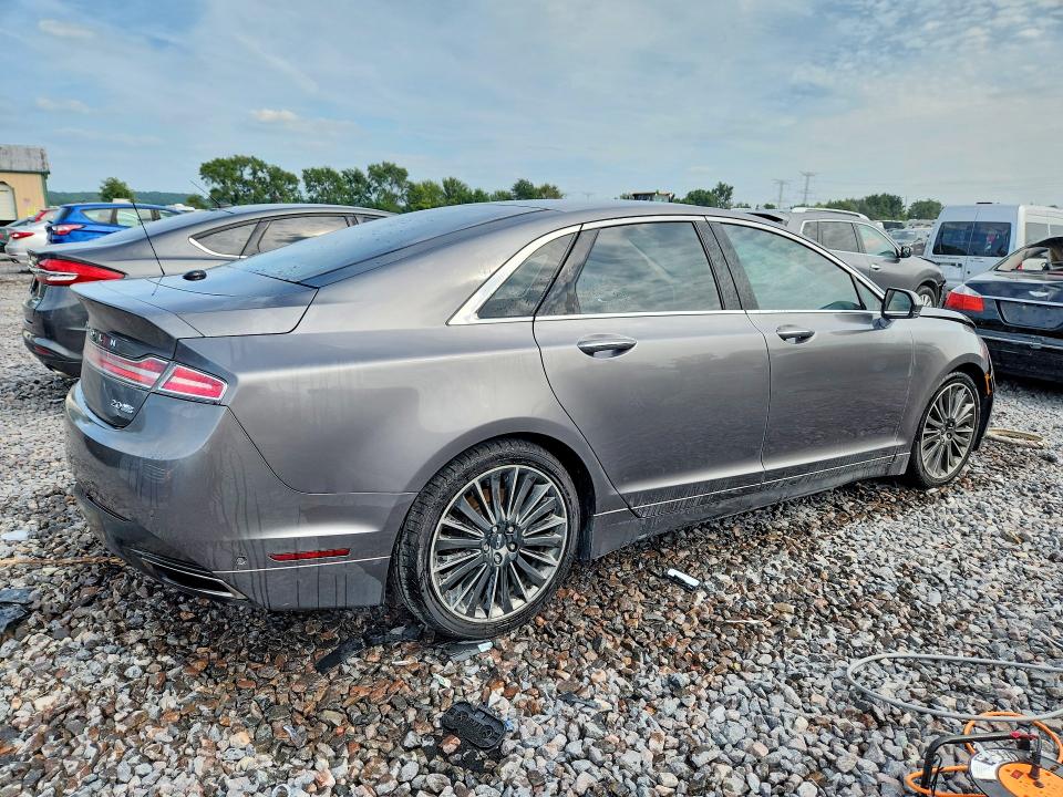 Photo 3 from auction – 2014 LINCOLN MKZ with VIN 3LN6L2J9XER817750