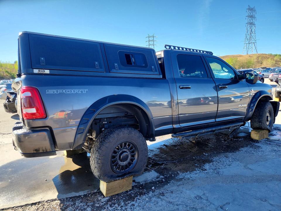 Photo 3 from auction – 2022 RAM 2500 with VIN 3C6UR5DL2NG146094