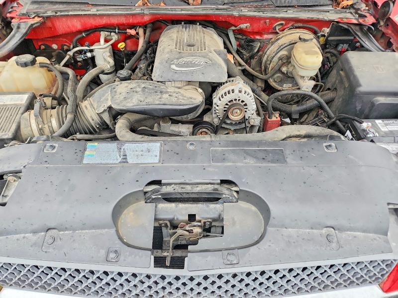 Photo 11 from auction – 2005 CHEVROLET SILVERADO with VIN 1GCEK19BX5Z336980