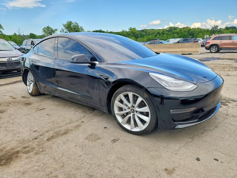 Photo 4 from auction – 2019 TESLA MODEL 3 with VIN 5YJ3E1EA3KF296755