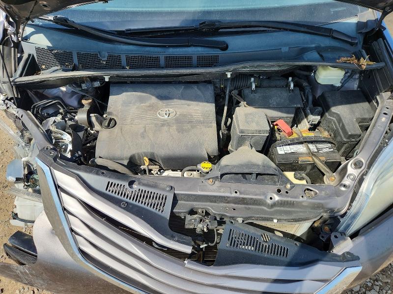 Photo 12 from auction – 2015 TOYOTA SIENNA with VIN 5TDYK3DC2FS640025