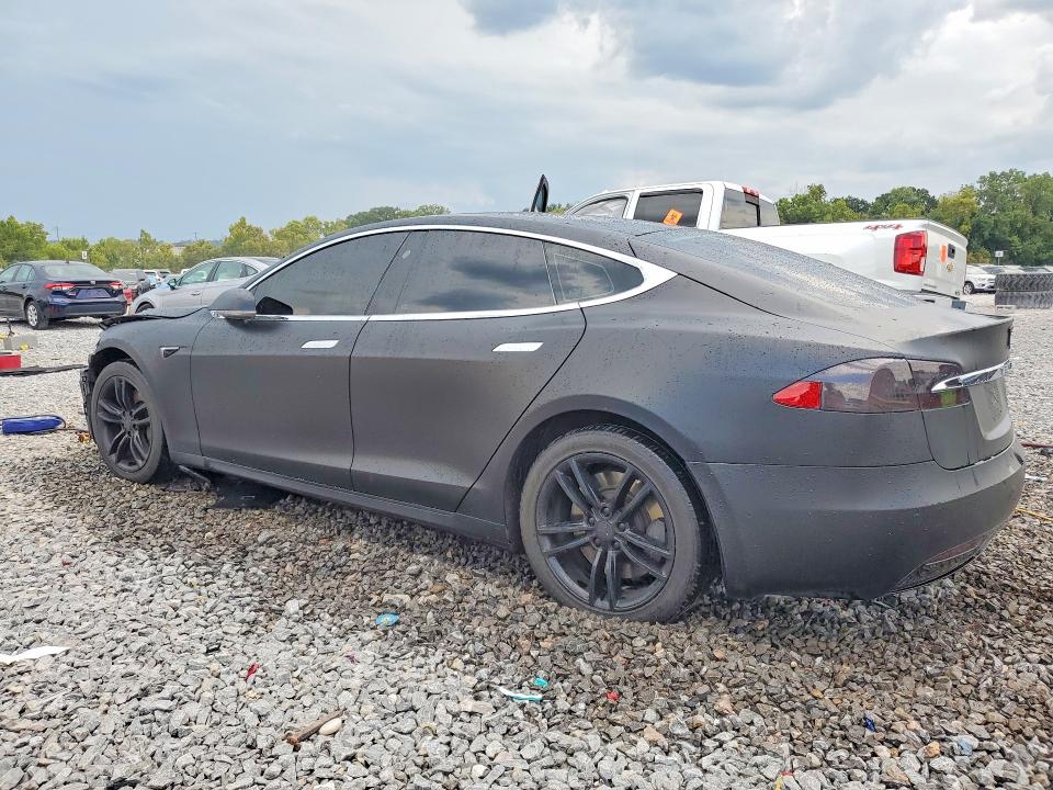 Photo 2 from auction – 2017 TESLA MODEL S with VIN 5YJSA1E14HF195286