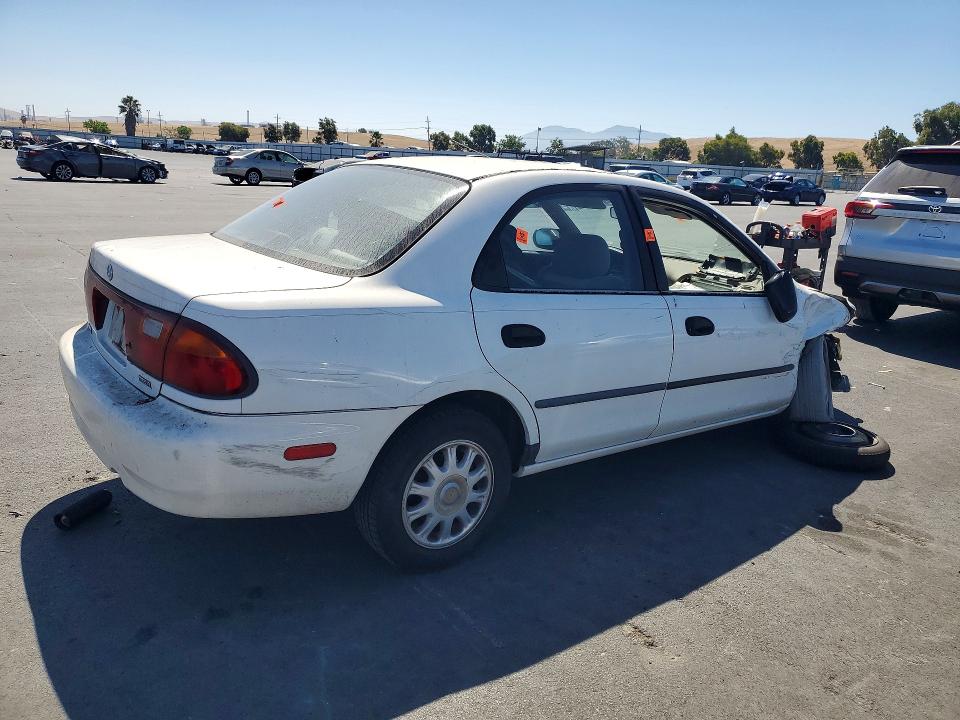 Photo 3 from auction – 1995 MAZDA PROTEGE with VIN JM1BA1428S0118050