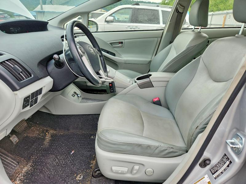 Photo 7 from auction – 2013 TOYOTA PRIUS with VIN JTDKN3DU3D5592916