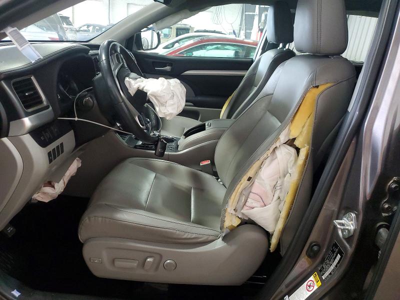 صورة رقم 7 من المزاد - 2019 TOYOTA HIGHLANDER مع VIN 5TDJZRFH7KS565017