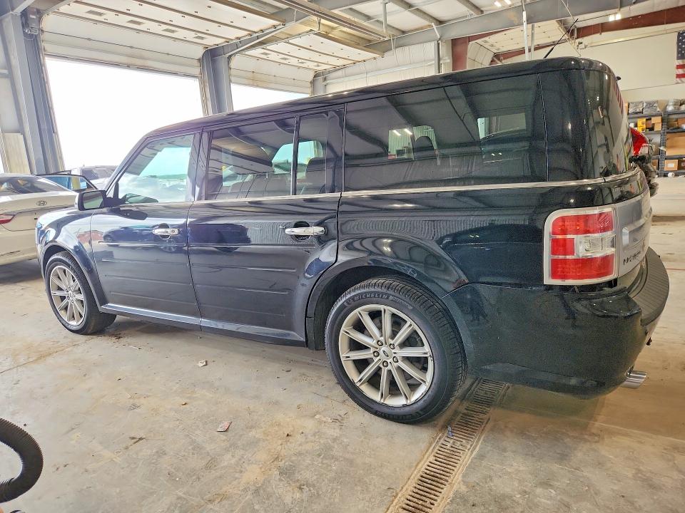 Photo 2 from auction – 2018 FORD FLEX with VIN 2FMHK6D80JBA14539