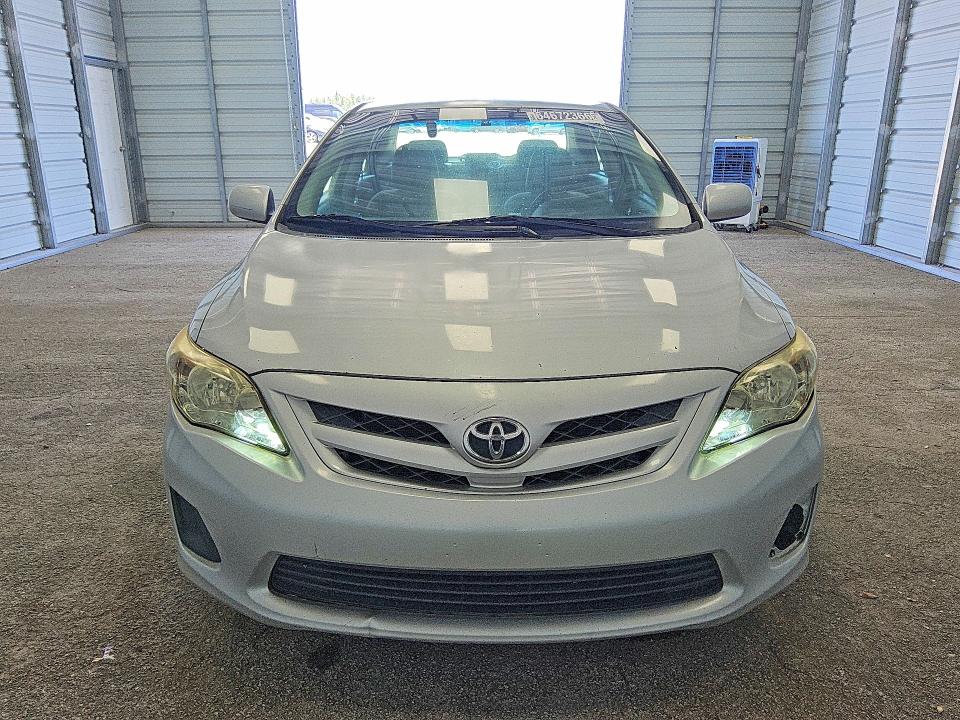 Photo 5 from auction – 2013 TOYOTA COROLLA with VIN 2T1BU4EE1DC973098