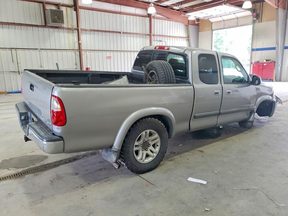 Photo 3 from auction – 2005 TOYOTA TUNDRA with VIN 5TBBT44175S462871
