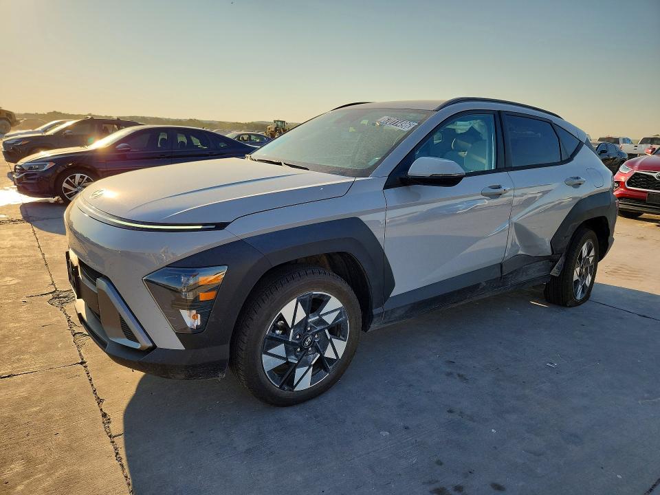 2024 HYUNDAI KONA
