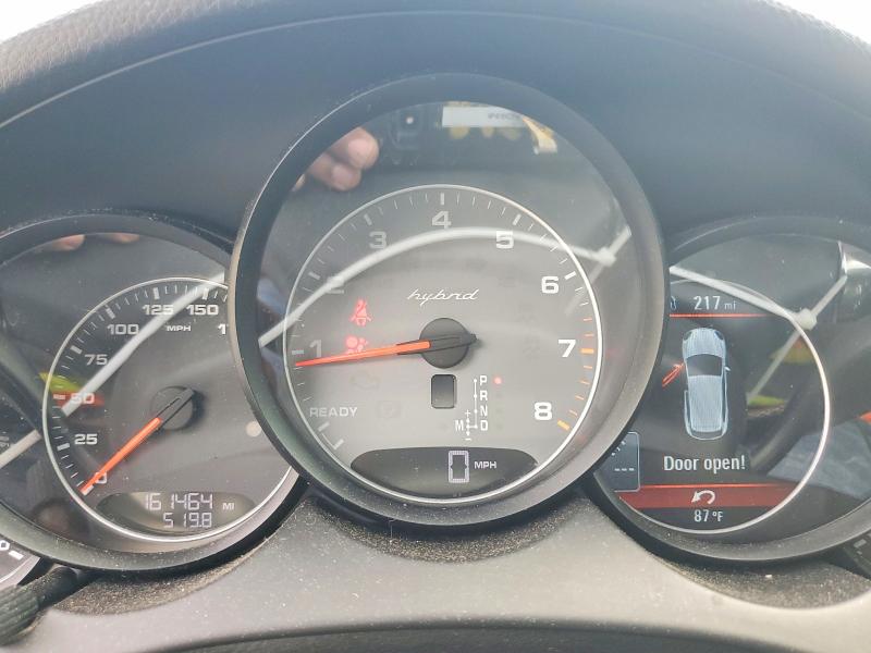 Photo 9 from auction – 2013 PORSCHE CAYENNE with VIN WP1AE2A21DLA16129
