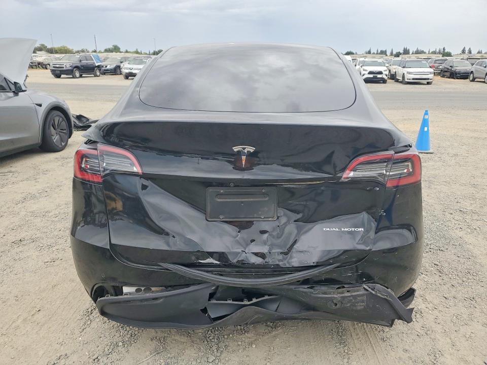Foto 6 de la subasta – 2022 TESLA MODEL Y con VIN 7SAYGDEE7NF480575