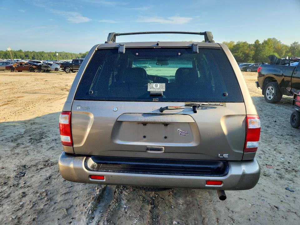 Photo 6 from auction – 2002 NISSAN PATHFINDER with VIN JN8DR09X52W663138