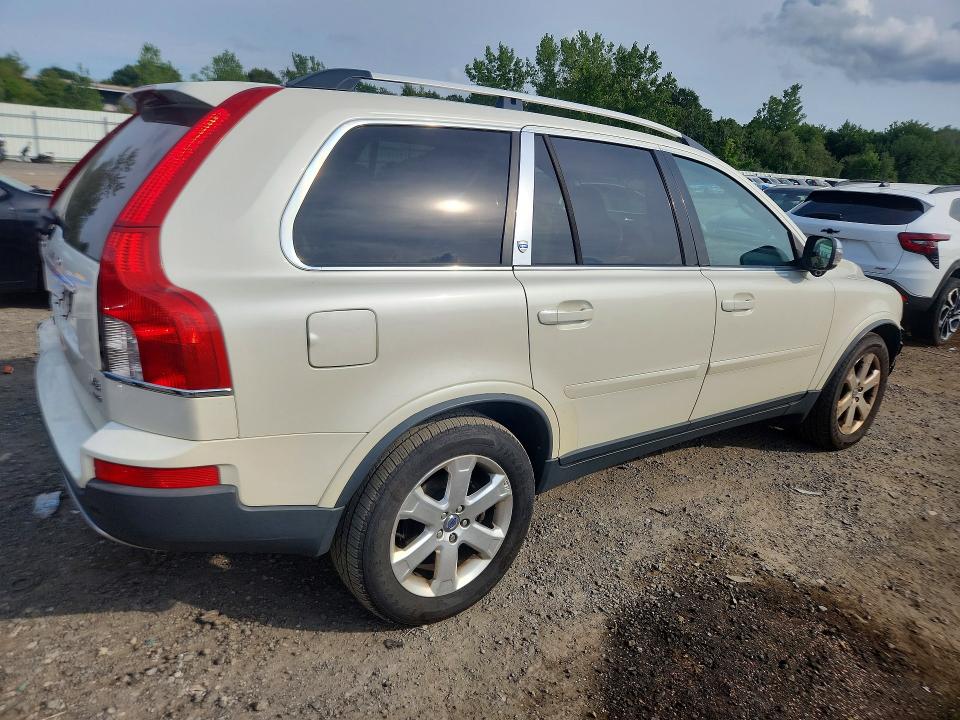 Photo 3 from auction – 2010 VOLVO XC90 with VIN YV4852CZ0A1549247