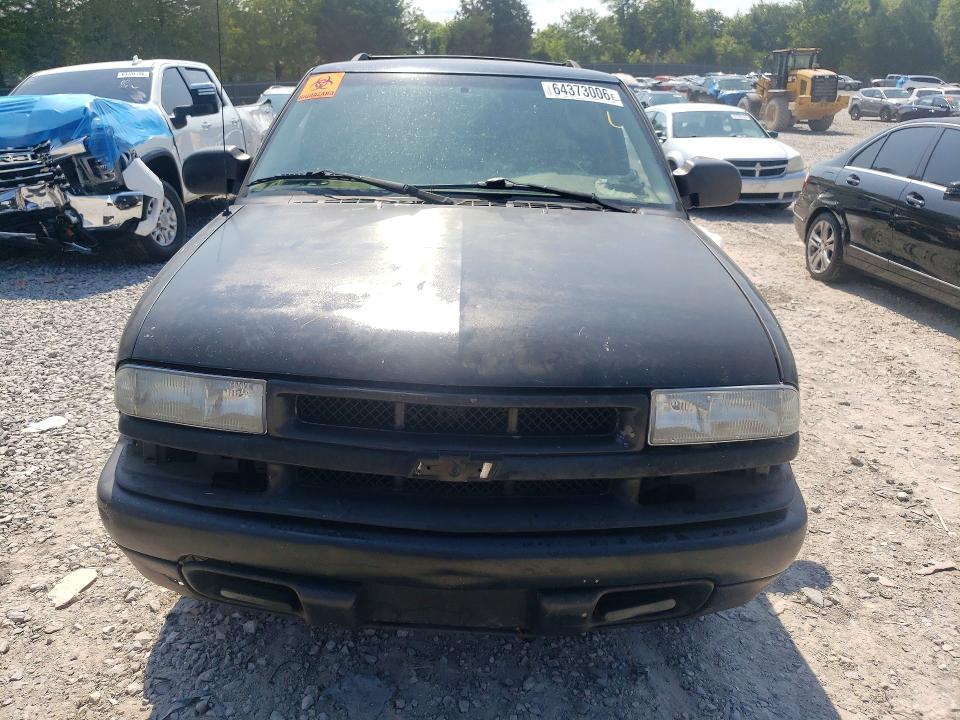 Photo 5 from auction – 2002 CHEVROLET BLAZER with VIN 1GNCS13W92K134887