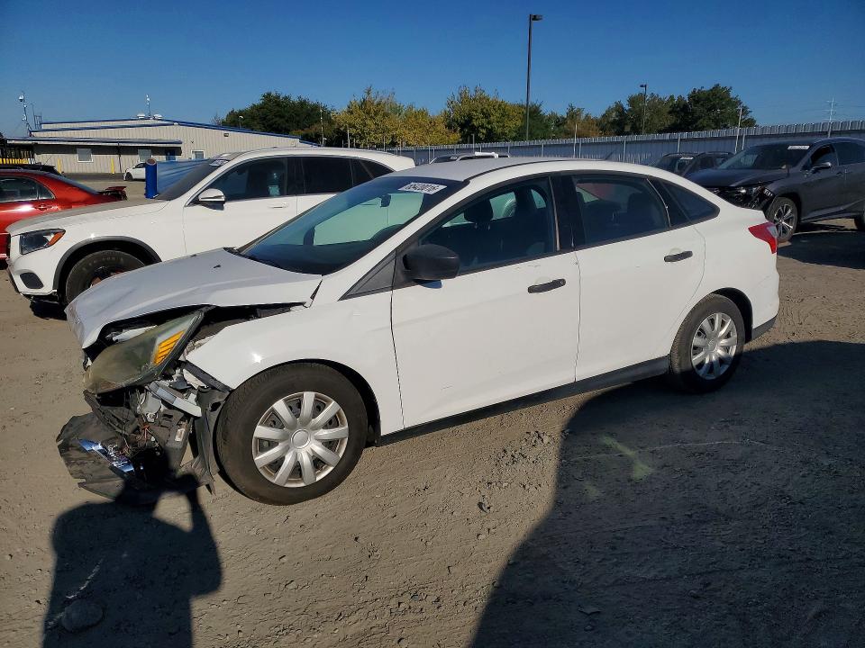 FORD FOCUS 2013 with VIN 1FADP3E26DL184847 - Photo from auction