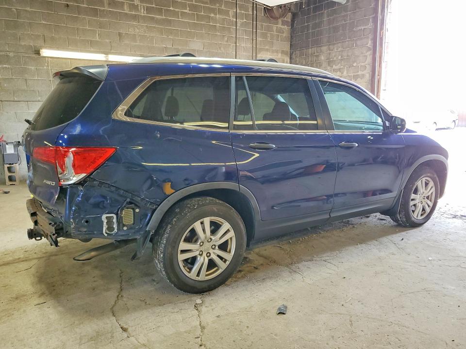 Photo 3 from auction – 2016 HONDA PILOT with VIN 5FNYF6H16GB024848