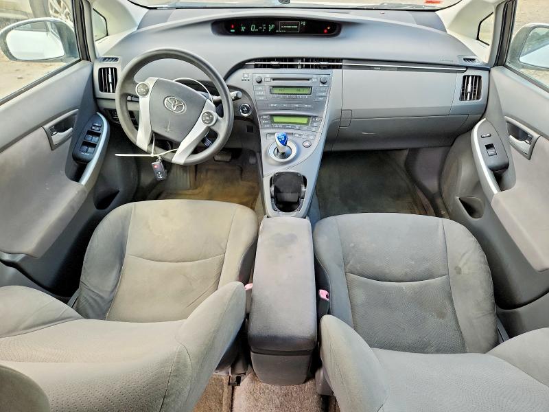 Photo 8 from auction – 2011 TOYOTA PRIUS with VIN JTDKN3DU0B0290493