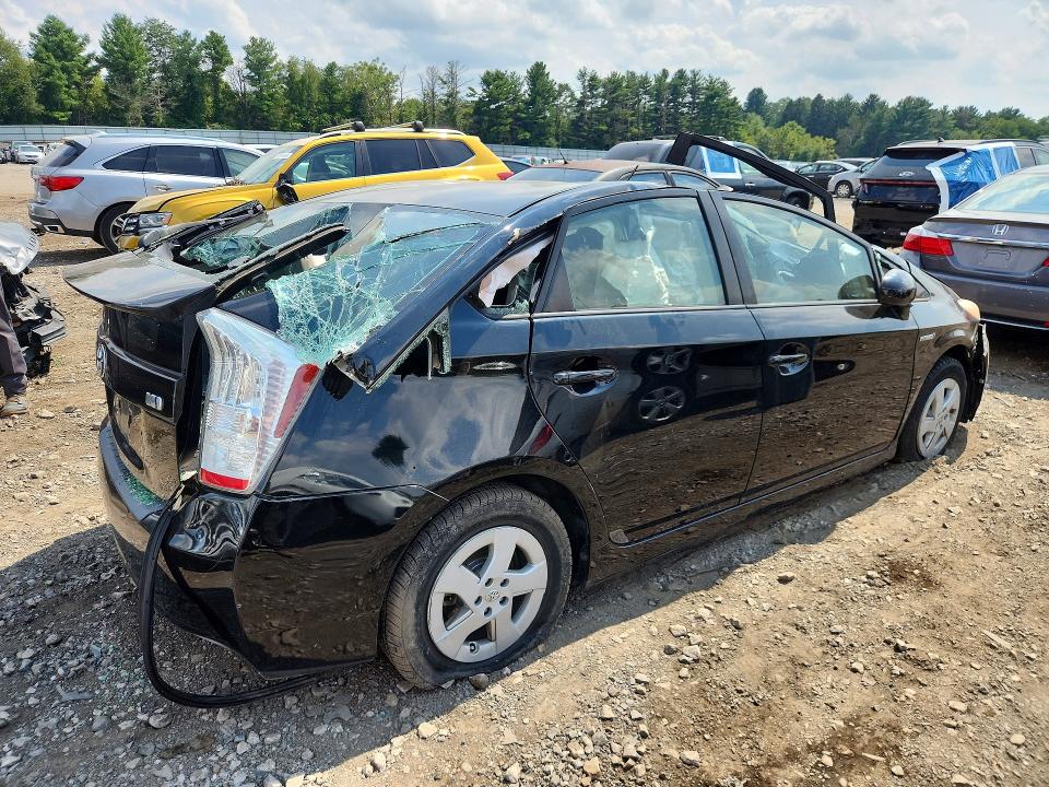 Zdjęcie 3 z aukcji – 2011 TOYOTA PRIUS z VIN JTDKN3DU5B1415529