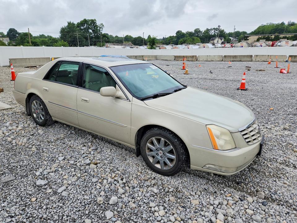 Photo 4 from auction – 2011 CADILLAC DTS with VIN 1G6KH5E69BU114413