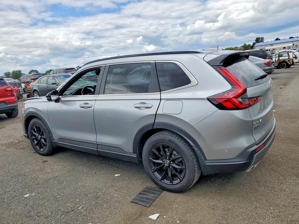 Photo 2 from auction – 2024 HONDA CR-V with VIN 7FARS5H82RE017703
