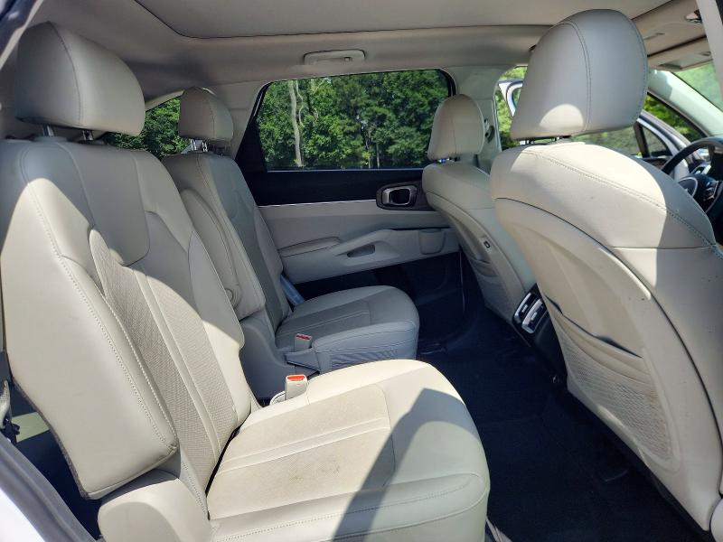 Photo 11 from auction – 2023 KIA SORENTO with VIN 5XYRH4LF7PG185210