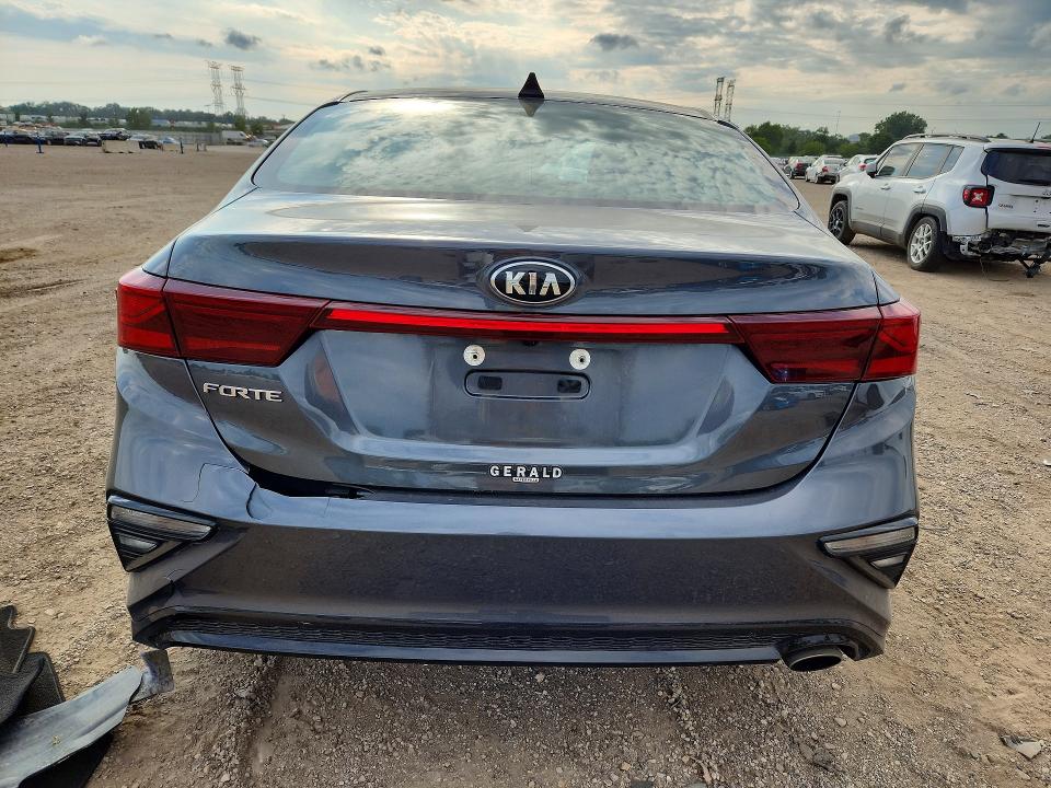 Photo 6 from auction – 2021 KIA FORTE with VIN 3KPF24AD2ME408090