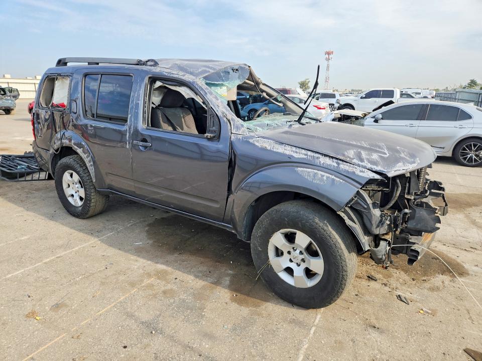 Photo 4 from auction – 2010 NISSAN PATHFINDER with VIN 5N1AR1NN7AC620585