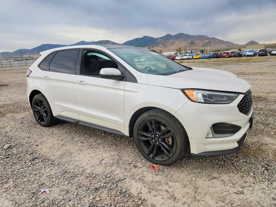 Photo 4 from auction – 2019 FORD EDGE with VIN 2FMPK4APXKBC21159