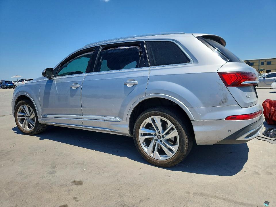Photo 2 from auction – 2022 AUDI Q7 with VIN WA1LXBF78ND017129