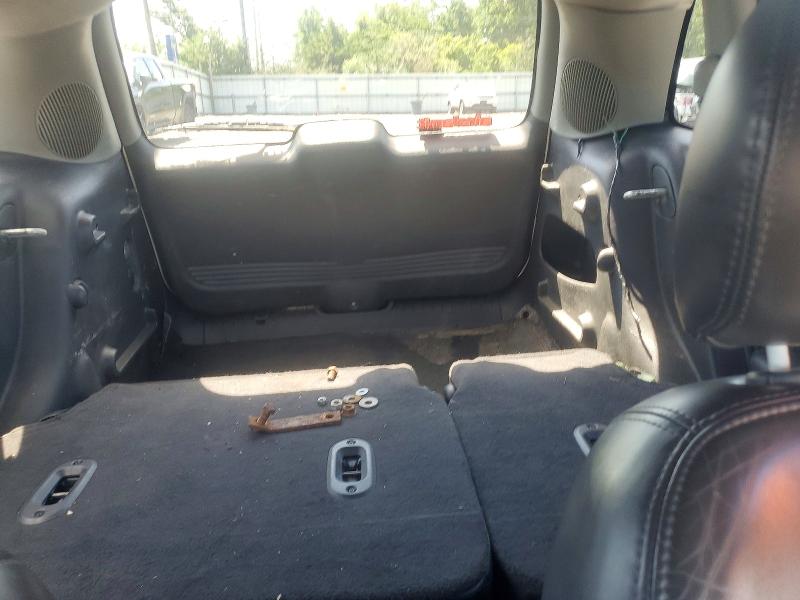 Photo 10 from auction – 2005 CHRYSLER PT CRUISER with VIN 3C4FY48B35T581939