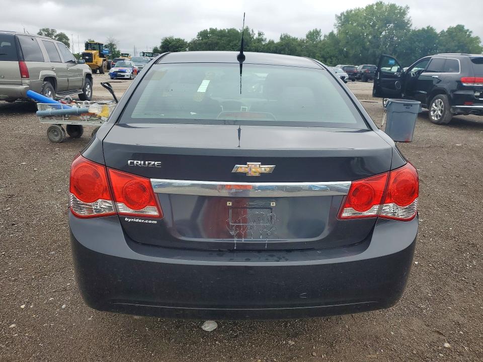Photo 6 from auction – 2012 CHEVROLET CRUZE with VIN 1G1PC5SH6C7180594