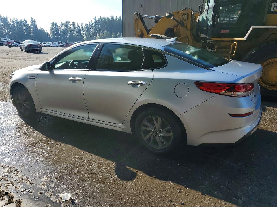 Photo 2 from auction – 2019 KIA OPTIMA with VIN 5XXGT4L3XKG357903