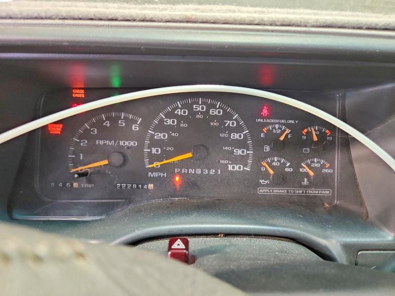 Photo 9 from auction – 1997 CHEVROLET GMT-400 with VIN 2GCEK19RXV1287088