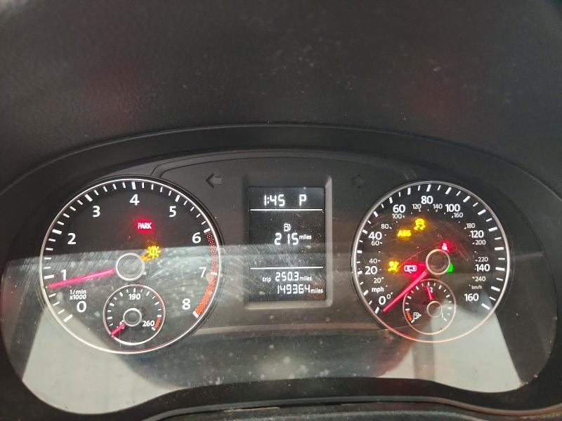 Photo 9 from auction – 2013 VOLKSWAGEN PASSAT with VIN 1VWAH7A35DC052692