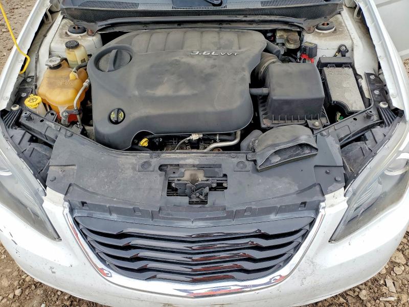 Foto 11 de la subasta – 2013 CHRYSLER 200 con VIN 1C3CCBBG9DN716841
