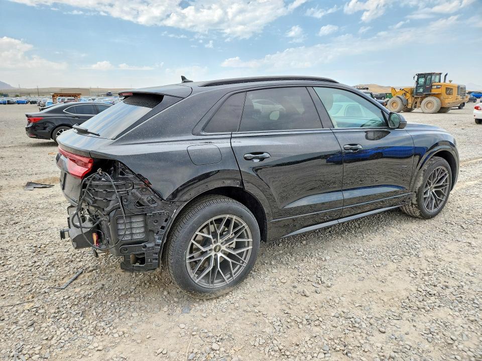 Photo 3 from auction – 2023 AUDI Q8 with VIN WA1AVBF18PD011181