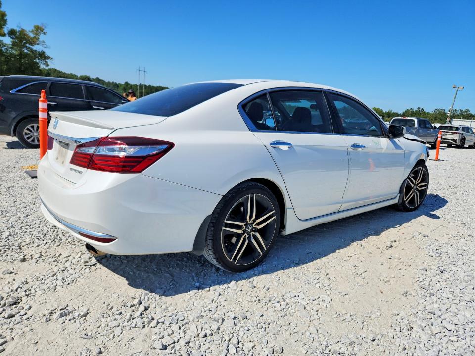 Photo 3 from auction – 2016 HONDA ACCORD with VIN 1HGCR2F59GA085878