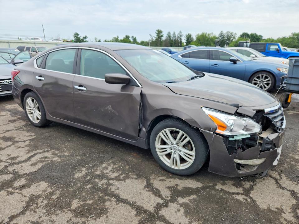 Photo 4 from auction – 2013 NISSAN ALTIMA with VIN 1N4AL3AP9DC287566