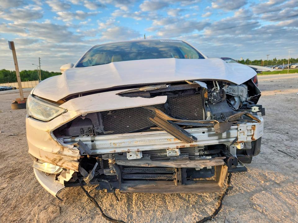 Zdjęcie 5 z aukcji – 2017 FORD FUSION z VIN 3FA6P0RU1HR360553