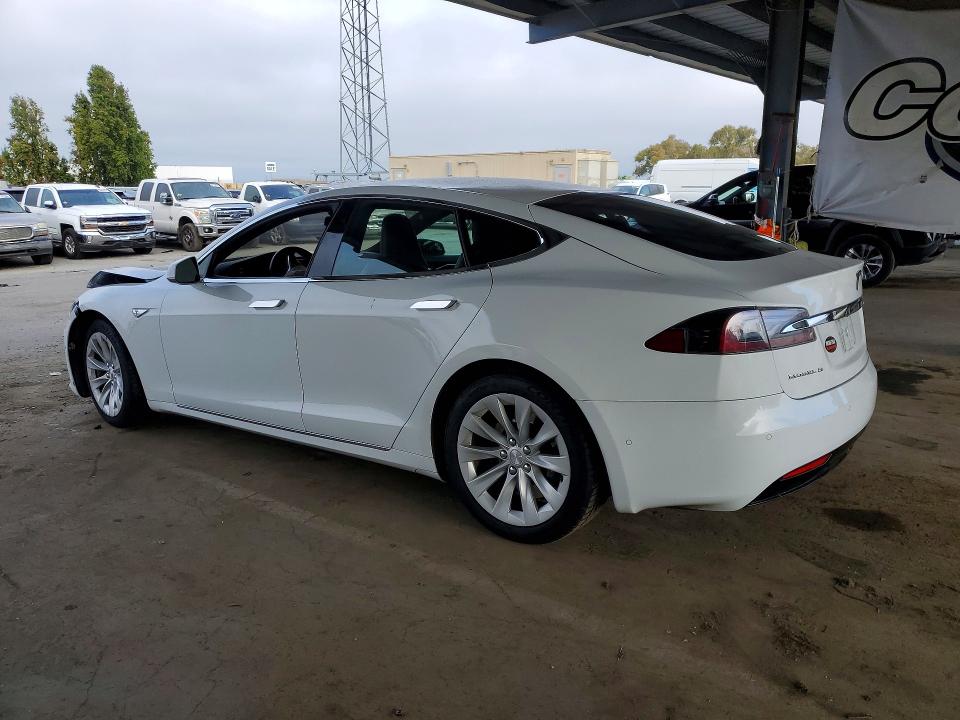 Photo 2 from auction – 2016 TESLA MODEL S with VIN 5YJSA1E25GF159582